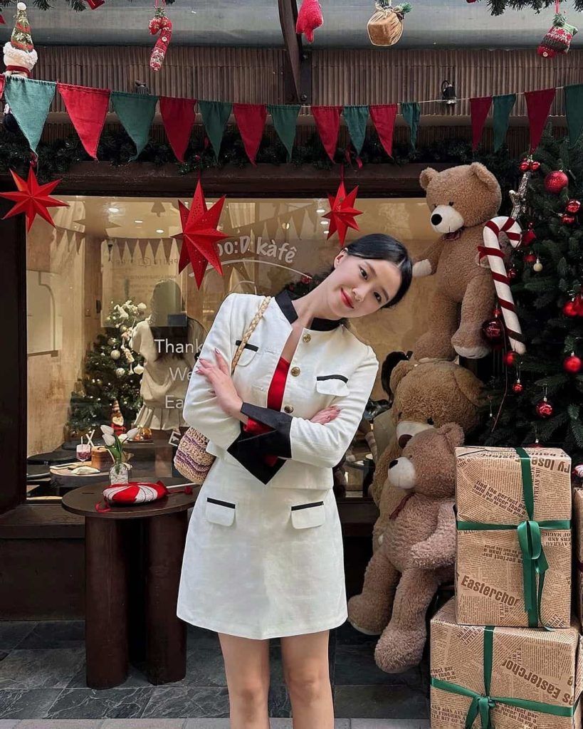 Chọn Chân Váy Đi Chơi Noel